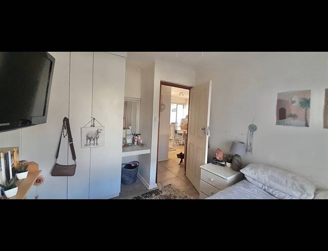 2 BEDROOM TOWNHOUSE FOR SALE IN PARADISE BEACH